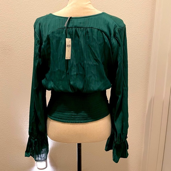 Anthropologie Ruched buttoned top - Picture 2 of 4